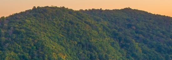 Broadview of a mountain top